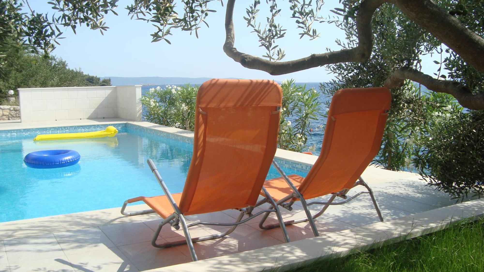 Apartments Niana With Heated Seawater Swimingpool Donji Okrug  Kültér fotó