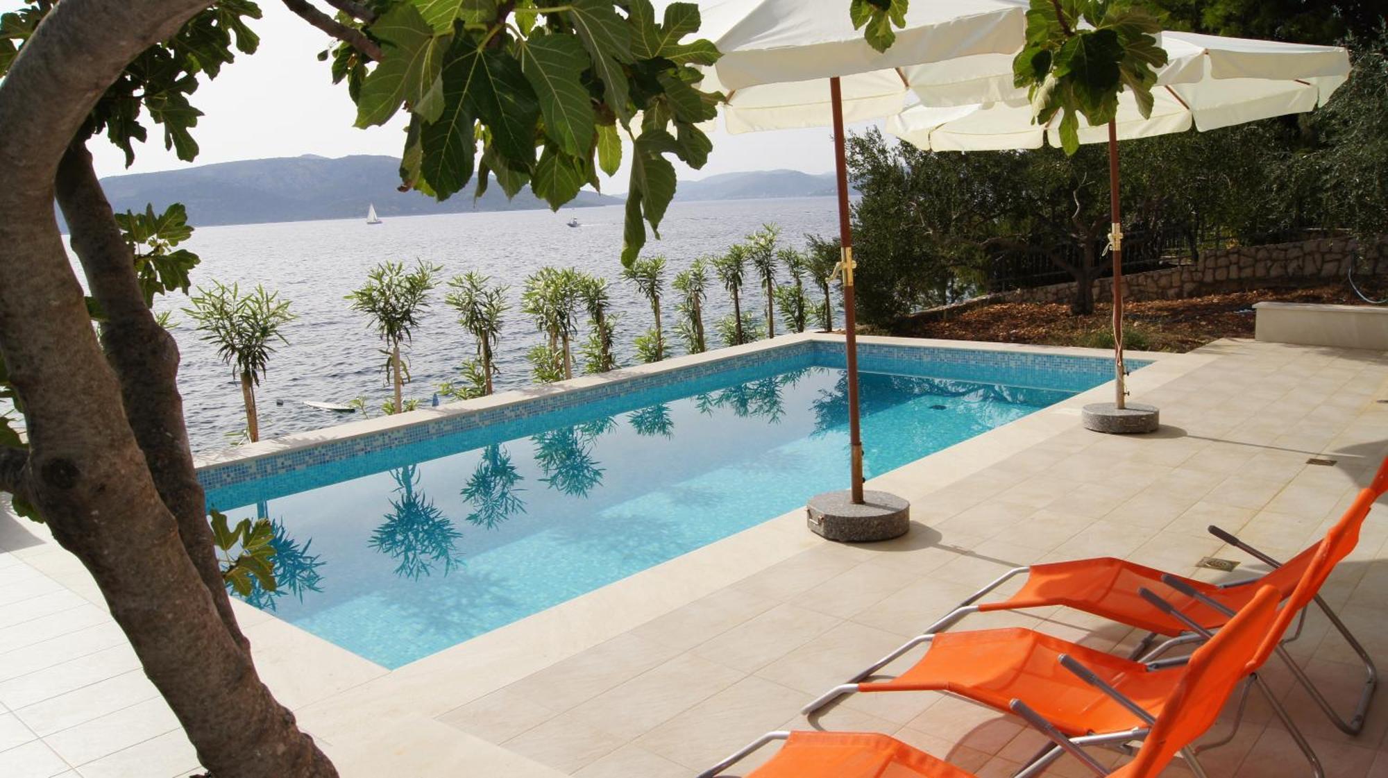 Apartments Niana With Heated Seawater Swimingpool Donji Okrug  Kültér fotó