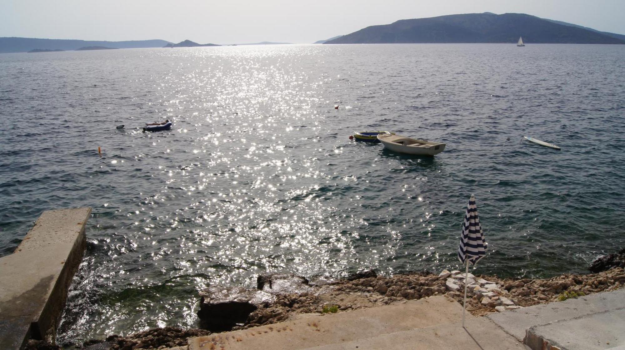 Apartments Niana With Heated Seawater Swimingpool Donji Okrug  Kültér fotó